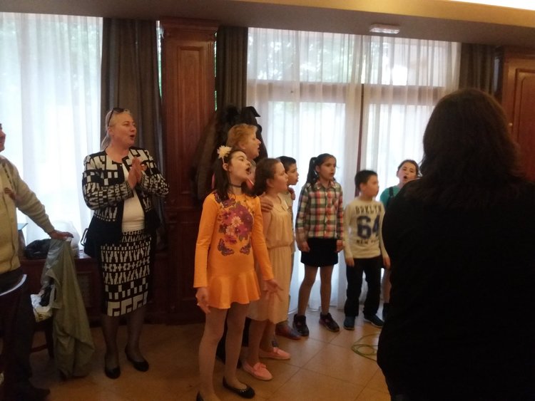 ОУ”Св.св.Кирил и Методий” отбеляза Деня на победата 9 май