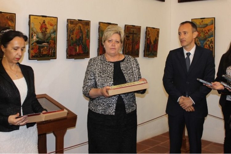 Йорданка Чавдарова с високата награда „Св.Иван Рилски”