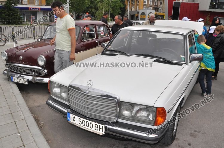 От Димитровград са най-младият и най-възрастен участник в международно ретро рали