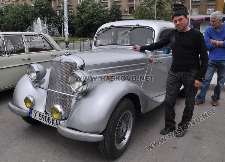 От Димитровград са най-младият и най-възрастен участник в международно ретро рали