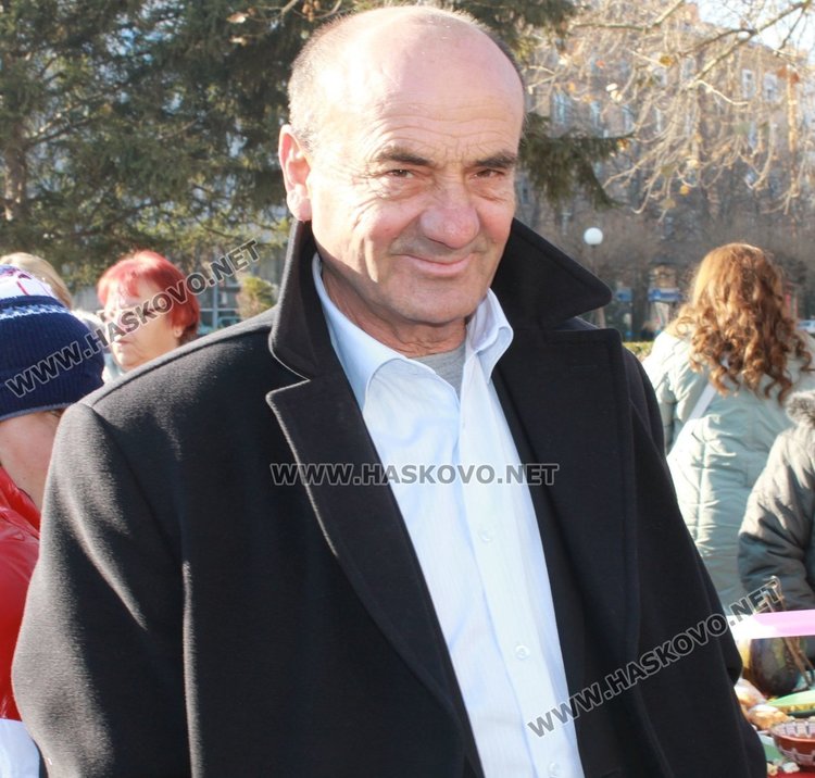 Марин Маринов