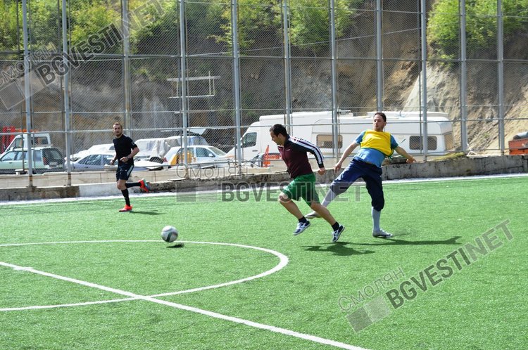 С цели 13 гола "Родопски отряд" разби "Роженските мечки"