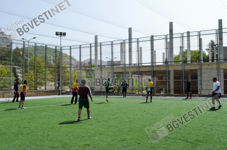 С цели 13 гола "Родопски отряд" разби "Роженските мечки"