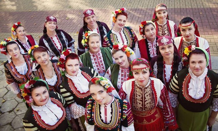 „Мистерията на българските гласове“ и Лиса Джерард с голям концерт в Античния театър