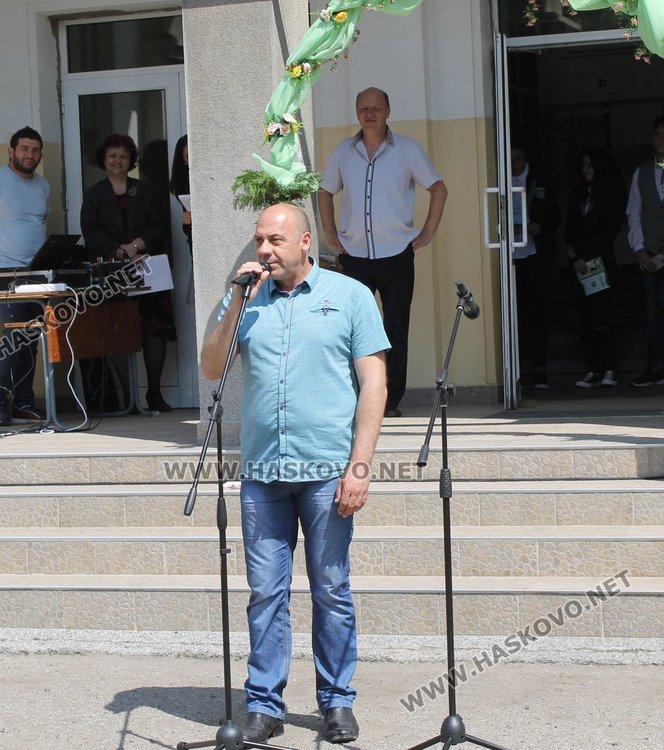 Преподавателят Тодор Тодоров