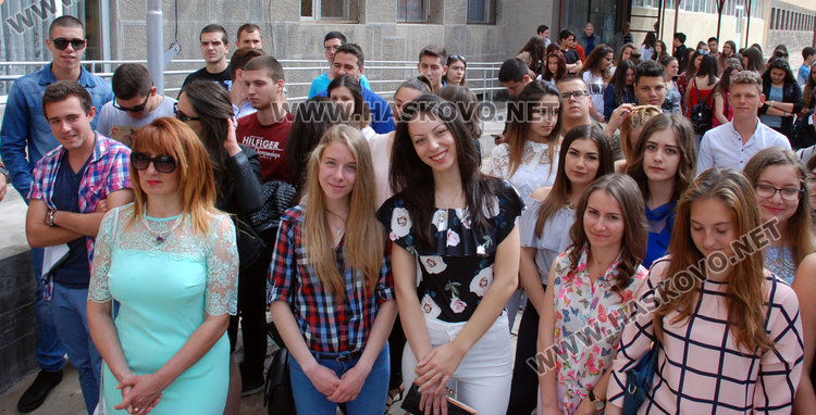 Митничарка отличник на ФСГ, 124 вече без нужда от извинителни бележки