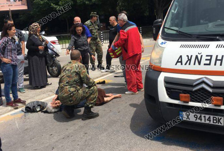 Моторист и възрастна жена в болница след катастрофа на „Дунав“ и „Раковски“