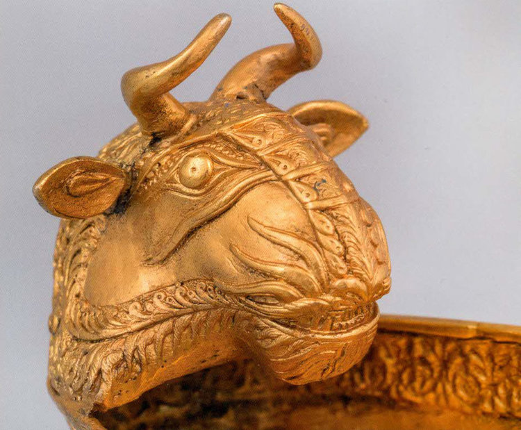 Най-загадъчното старобългарско съкровище – съкровището от Над Сент Миклош в луксозна книжка