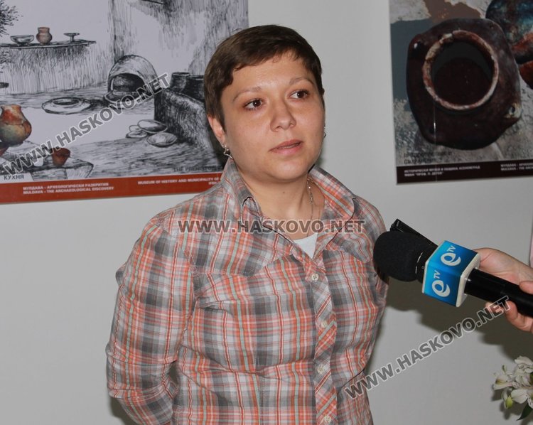 Запрянка Кръстева от музея в Асеновград разказа за мобилната изложба