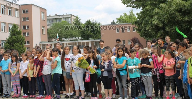 Отличиха най-активните читатели на детски книжен празник в СУ "Любен Каравелов"