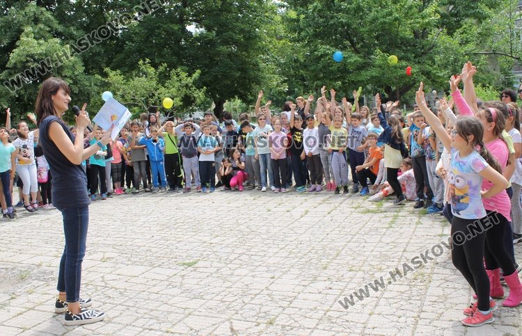 Отличиха най-активните читатели на детски книжен празник в СУ "Любен Каравелов"