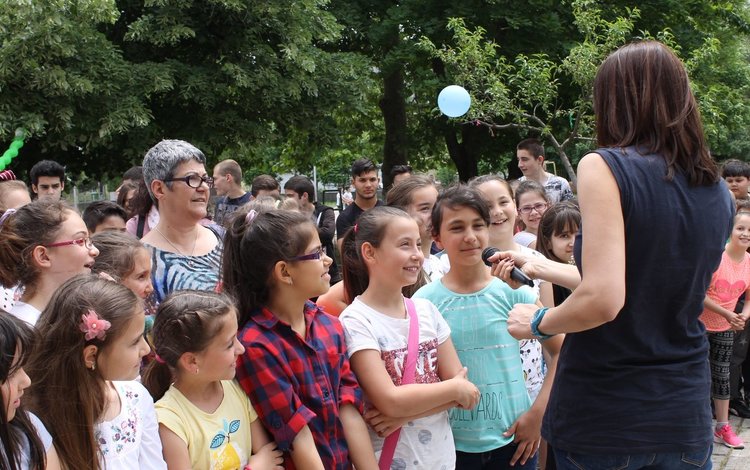 Отличиха най-активните читатели на детски книжен празник в СУ "Любен Каравелов"