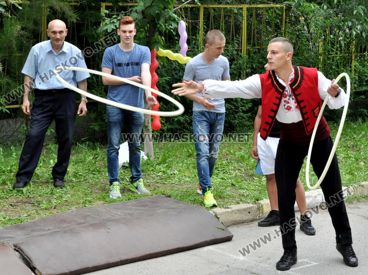 Спорт, игри и музика в общежитията в Деня на предизвикателството