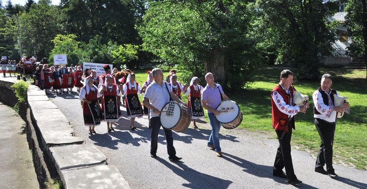 Юнашки тиган готви за стотици на Китна Тракия в събота