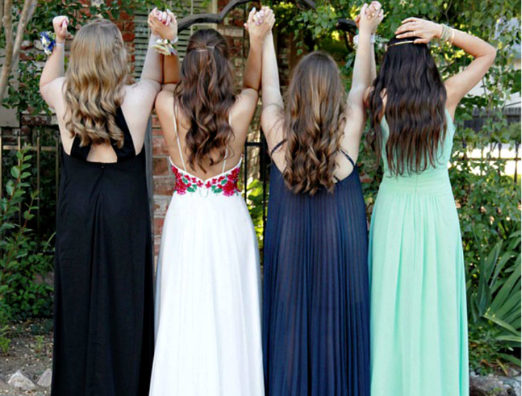 КАТ към абитуриентите: Бъдете емоционални, но се контролирайте! Еуфорията не скрива опасностите на пътя