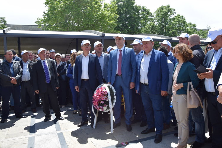 Джебел отбеляза годишнина от Майските събития с два митинга