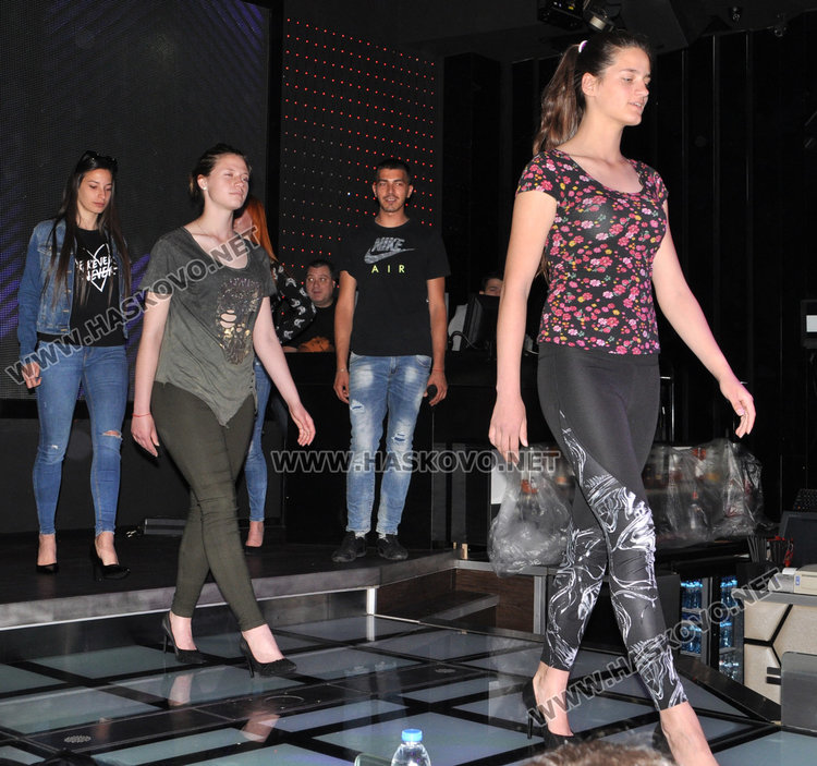 И.Папазова: Българското моделство изчисти имиджа си,користните агенции се стопиха с мутрите 