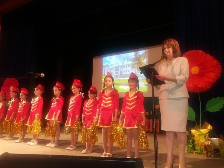 Детска градина &bdquo;Славейче&rdquo;,където са получили уроци по родолюбие поколения родопчани, стана на 70 