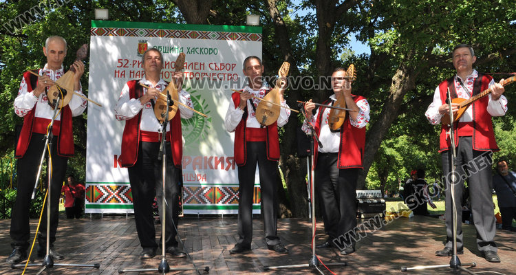 Стотици на „Китна Тракия“ в Кенана, довечера нестинарски танц (обновена)