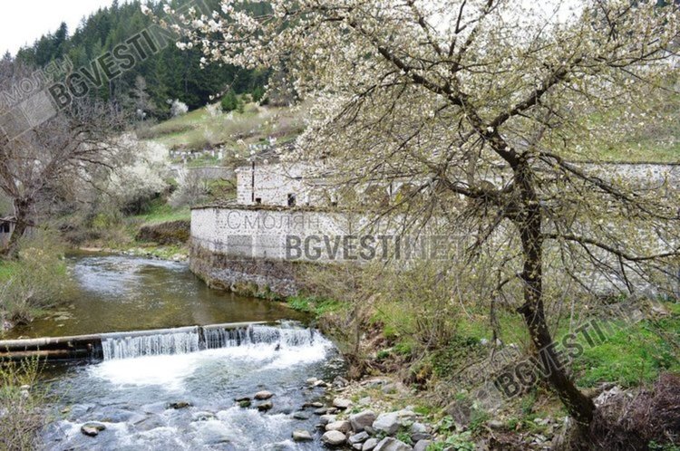 Днес синоптиците прогнозират валежи, възможно е да прегърми