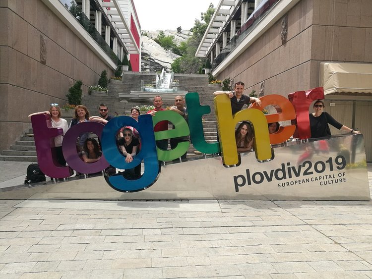 „Европа Директно” прие гости от девет държави, смолянска група ще пътува през юни в Швеция