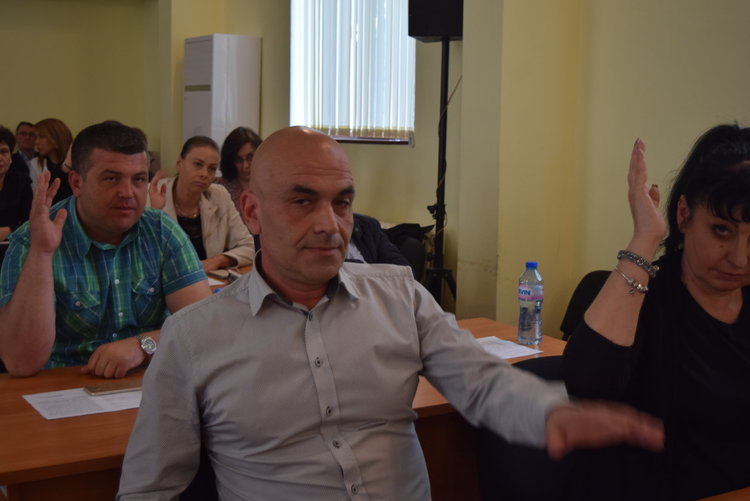 Съветниците от ГЕРБ отхвърлят поредната програма за финансово стабилизиране на общината,била параван