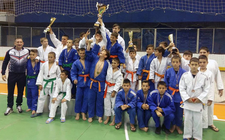 Трето място за джудистите на Хасково от финална лига в София