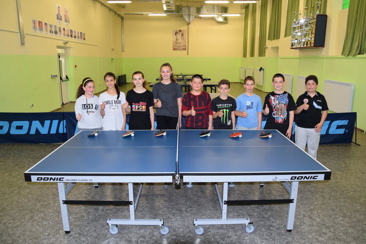 Кърджалийски бизнесмен дари нови маси за тенисистите от Ардино