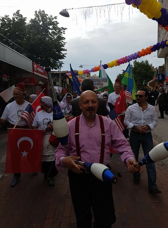 Ферди Мурад представи Кърджали на Фестивала Карагьоз Какава