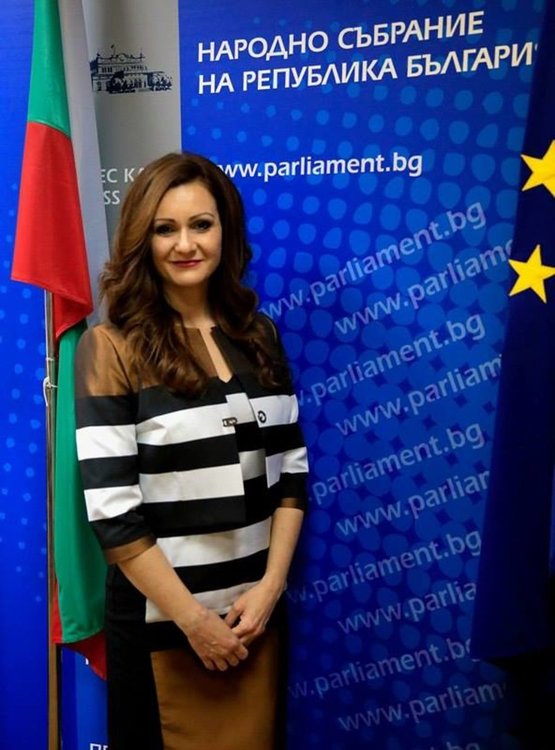 Депутатът Виолета Желева: Честит 24-ти май!