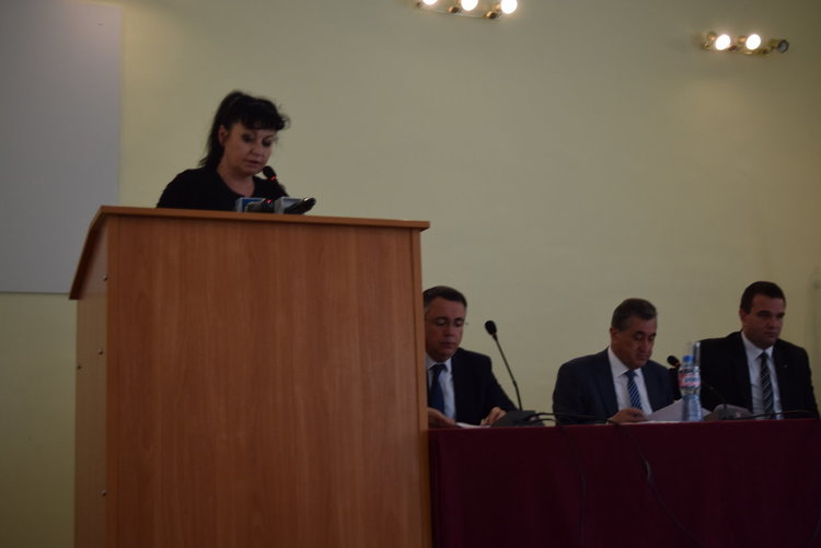    Разширяват паркинга на болницата,общината дава съгласие