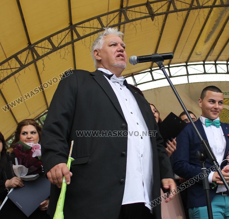 75 богоровци от випуск 2017 празнуват бална вечер