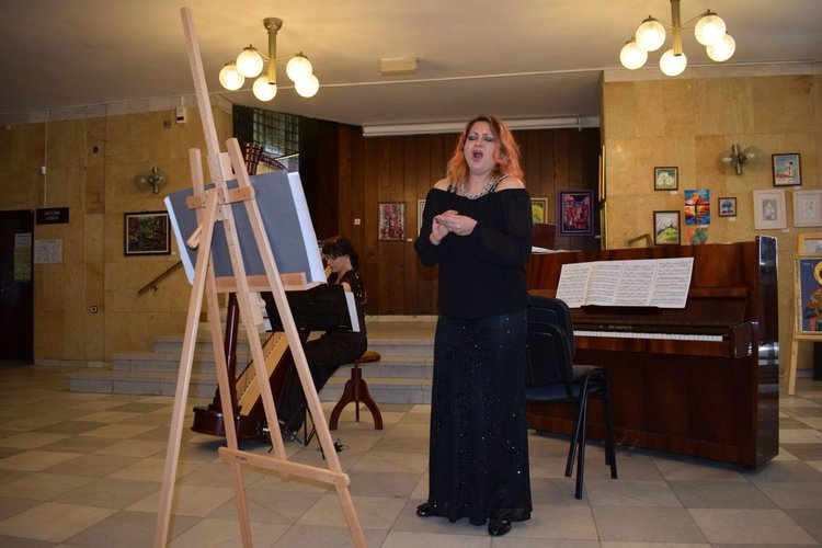 Класически музикални шедьоври оживиха Градската библиотека