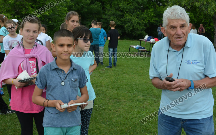 30 деца в състезание по ориентиране на „Ямача“