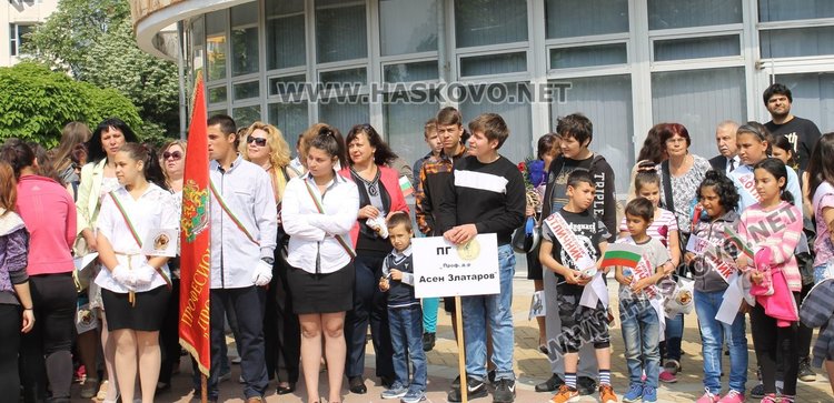 Отличиха трима преподаватели и деец на културата за 24 май в Димитровград