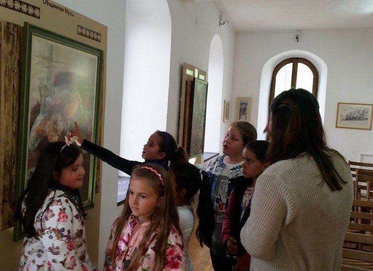 Художничка от Турция с изложба в общинския музей в Ардино