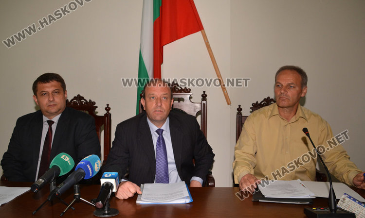 /отляво на дясно/Ст. комисар Ангел Цанков, Иван Стоянов и Павел Жеков