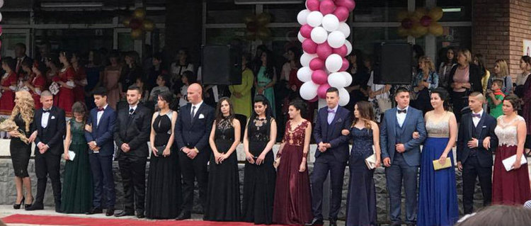 И за златаровските абитуриенти балът е вече само спомен