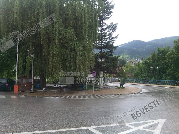 Топлата минерална вода от Беденски бани вече е в Девин, от чешма в центъра всеки ще може да си налива за вкъщи