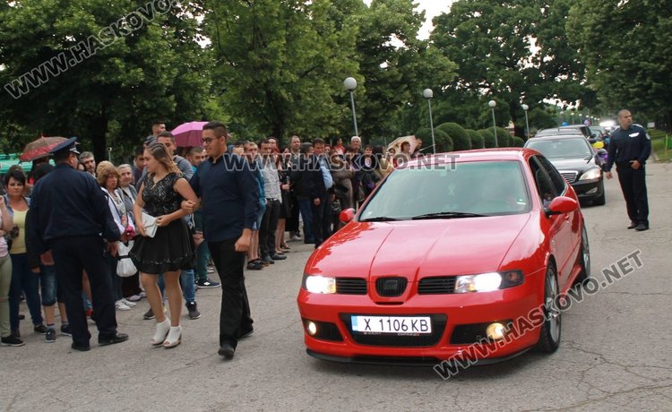 60 абитуриенти изпрати днес Професионалната гимназия в Димитровград