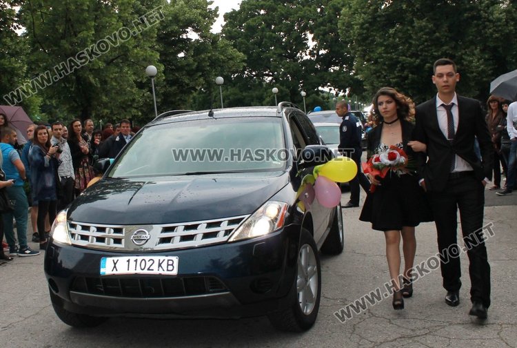 60 абитуриенти изпрати днес Професионалната гимназия в Димитровград