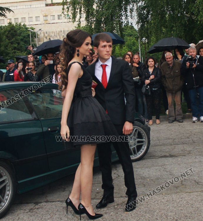 60 абитуриенти изпрати днес Професионалната гимназия в Димитровград