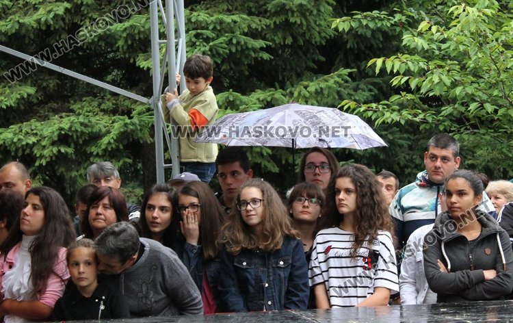 60 абитуриенти изпрати днес Професионалната гимназия в Димитровград