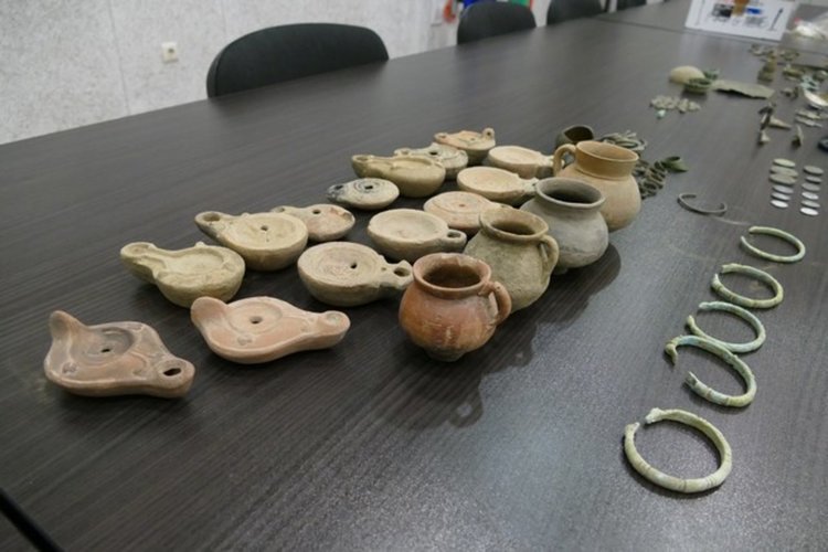 Разбиха иманярска мрежа, действала в България и Турция