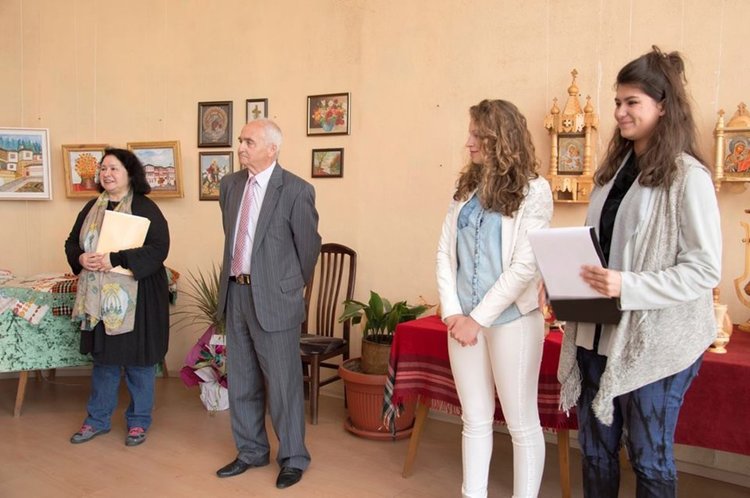 Райковци празнуваха на хорището пред читалище „Орфееви гори”