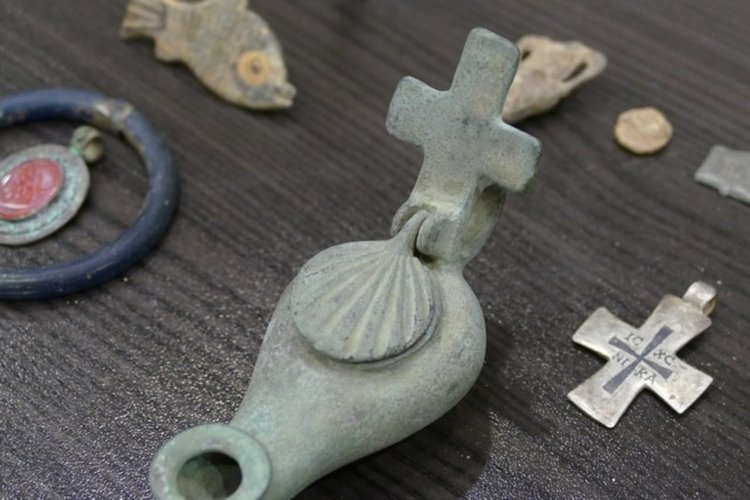 Разбиха иманярска мрежа, действала в България и Турция