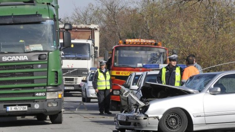 МВР потвърди новината на Кърджали бг вести за двама пострадали при катастрофа