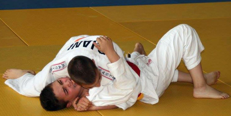 Хасковските джудисти с републиканска отборна титла в Сливен