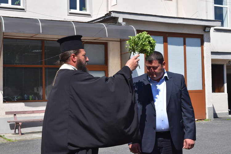 Полицията ни с 8 нови автомобила,водосвет бе отслужен в Кърджали за безаварийна работа