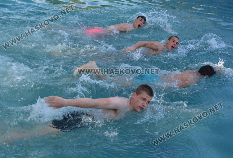 Републикански шампионки по карате и джудо мераклийки за спасителки